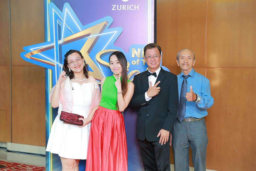 Photo Gallery - Zurich Nite of the Stars Champions