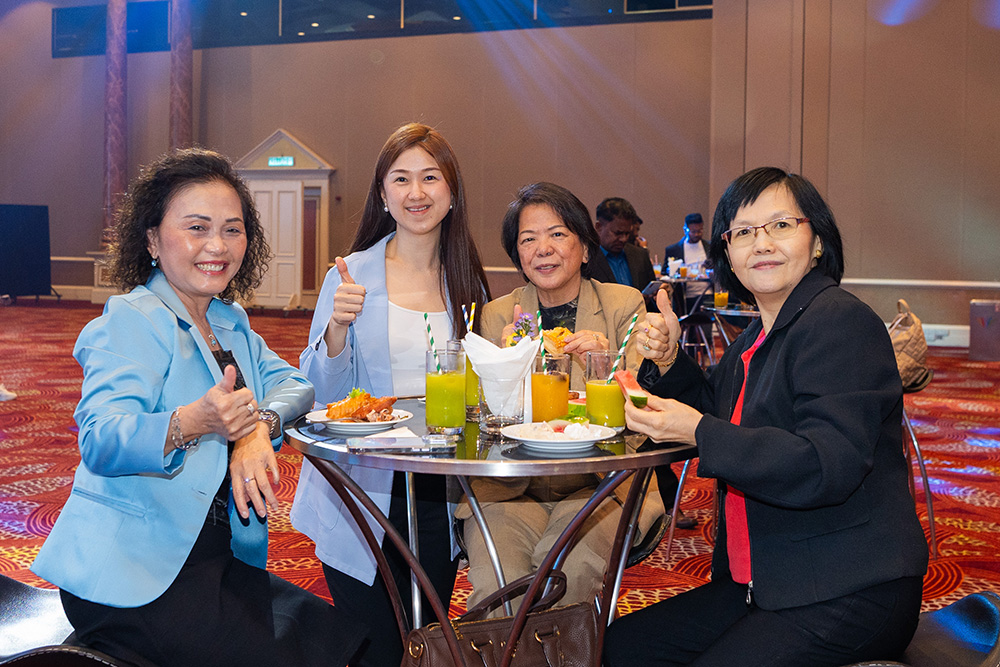 Photo Gallery - Zurich Nite of the Stars Champions