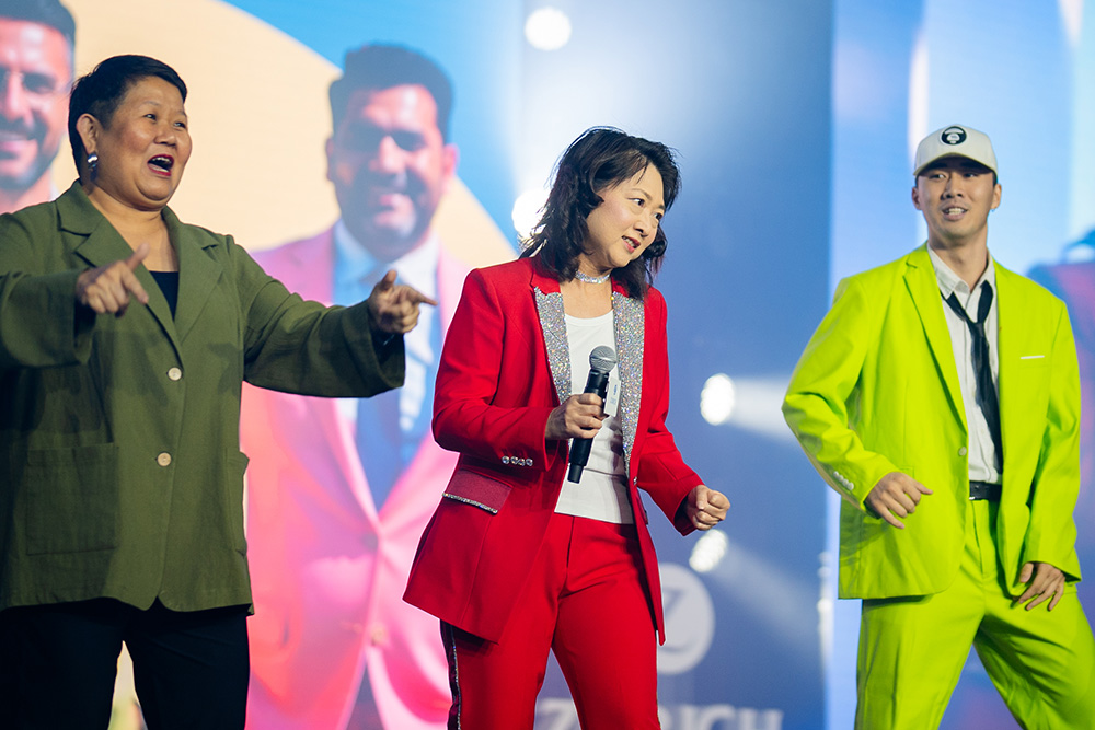 Photo Gallery - Zurich Nite of the Stars Champions