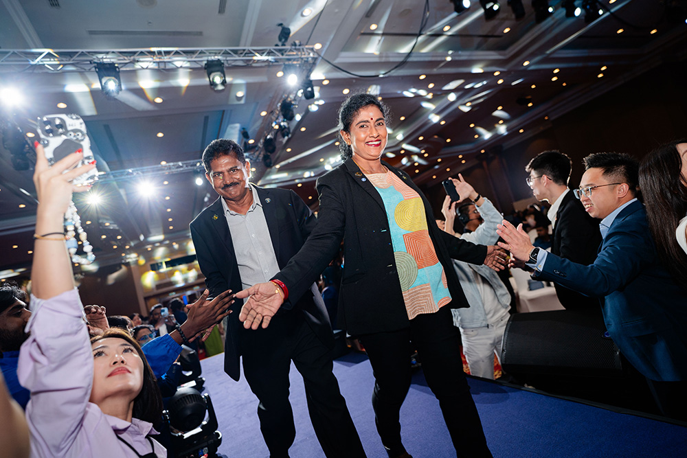 Photo Gallery - Zurich Nite of the Stars Champions