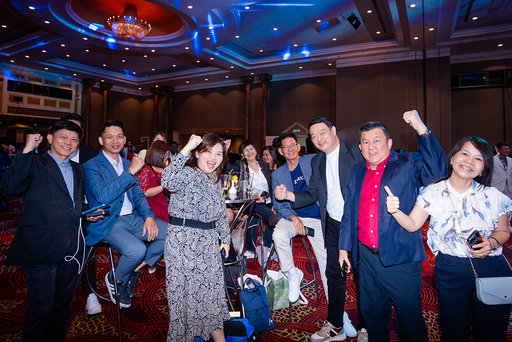 Photo Gallery - Zurich Nite of the Stars Champions