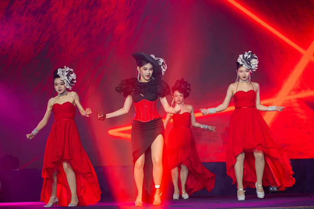 Photo Gallery - Zurich Nite of the Stars Champions