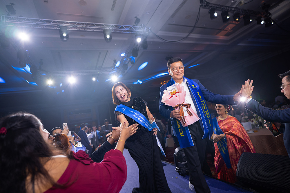 Photo Gallery - Zurich Nite of the Stars Champions