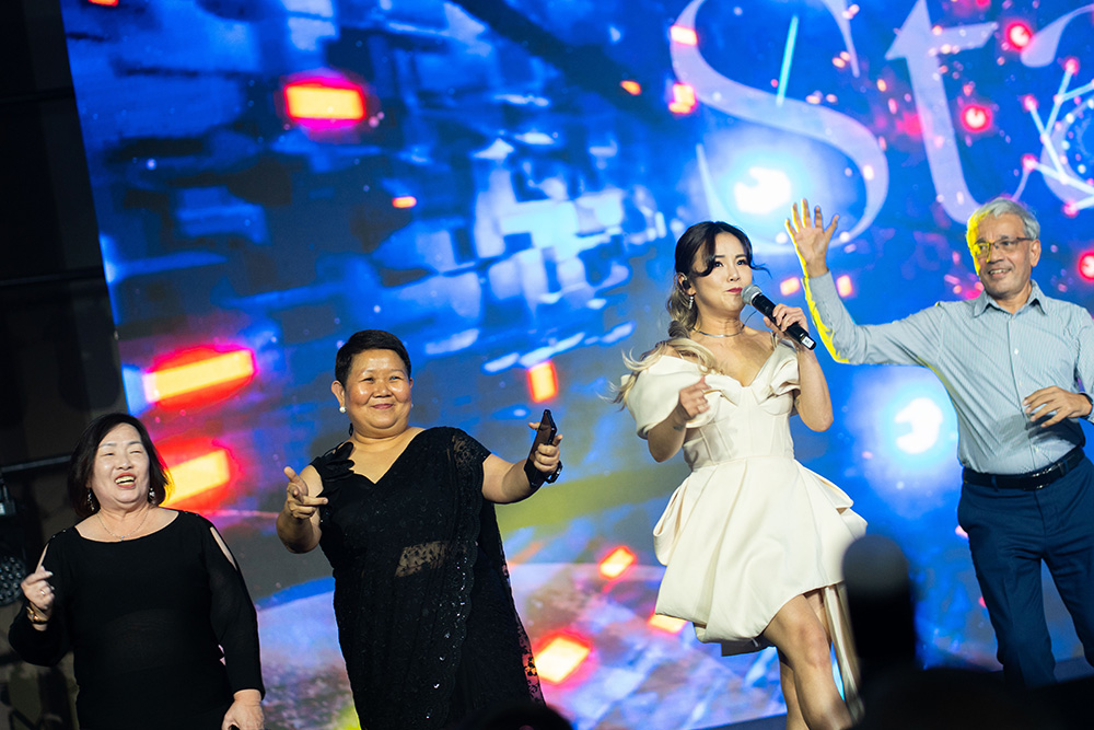 Photo Gallery - Zurich Nite of the Stars Champions