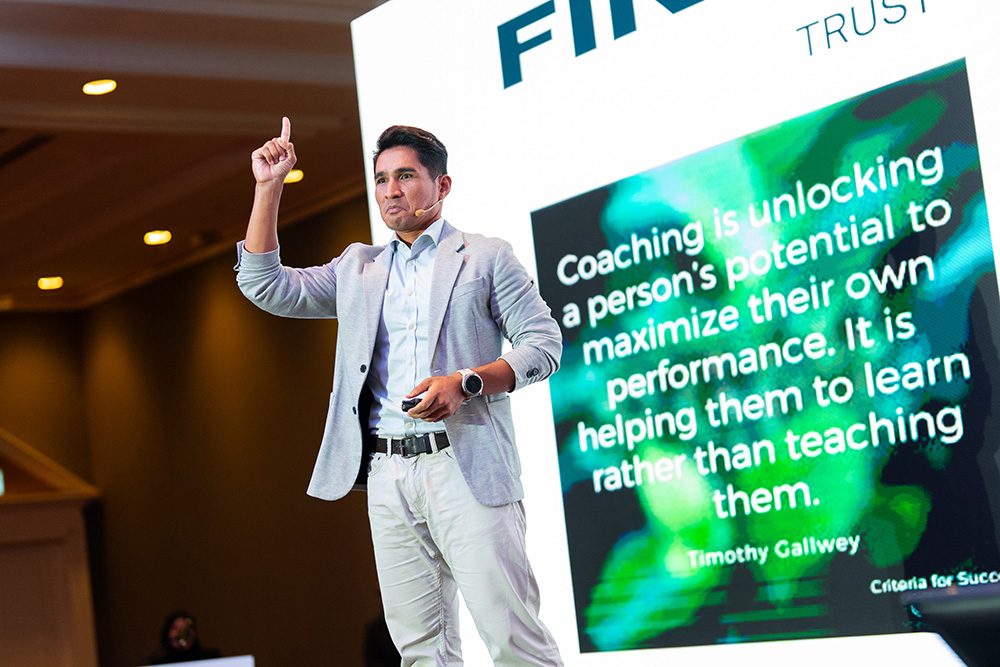 Photo Gallery - Zurich Nite of the Takaful Stars Champions