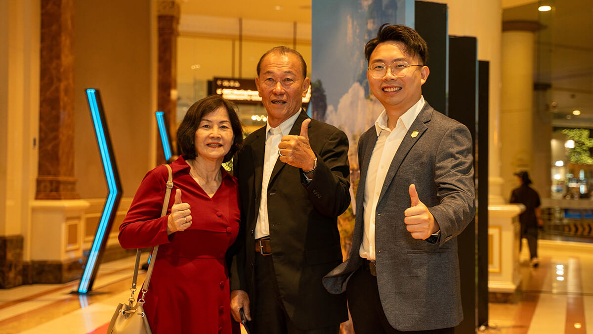 Photo Gallery - Zurich Nite of the Stars Champions