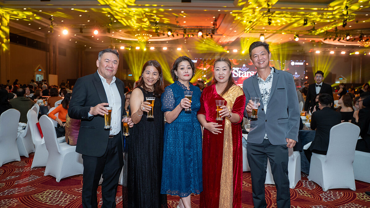 Photo Gallery - Zurich Nite of the Stars Champions