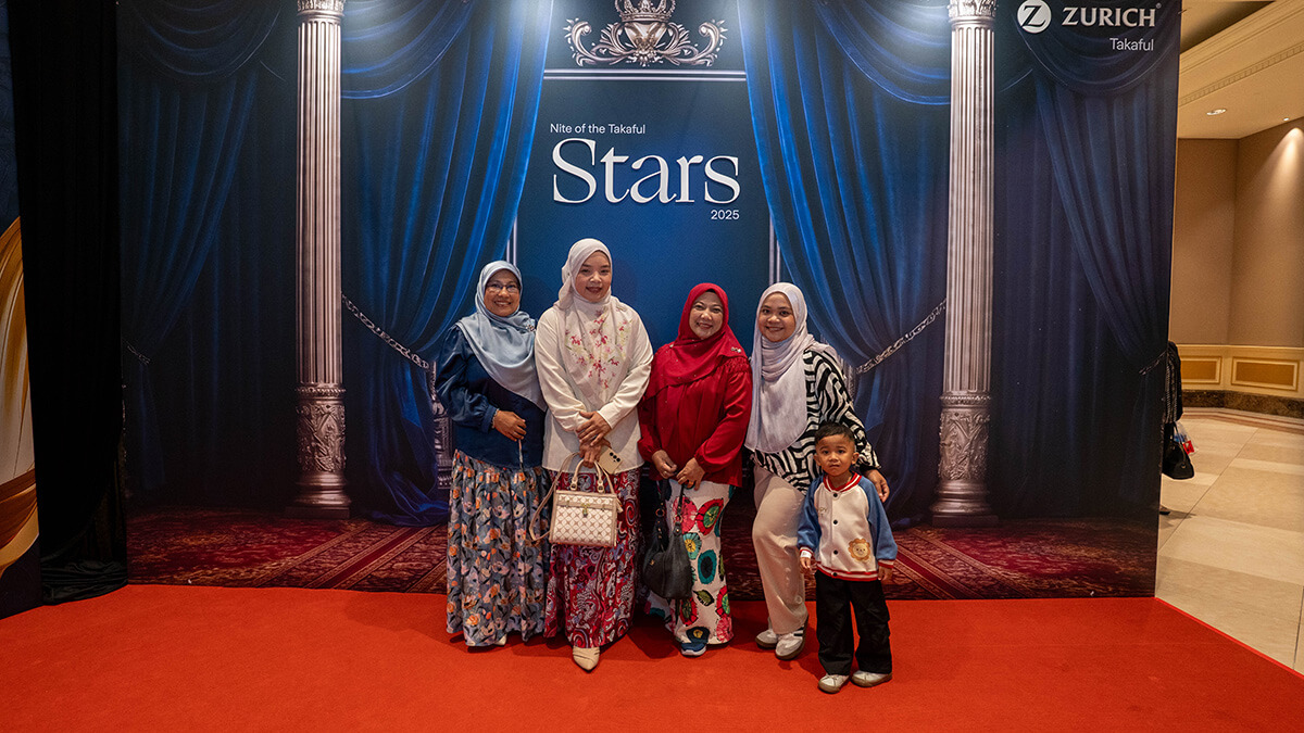 Photo Gallery - Zurich Nite of the Stars Champions