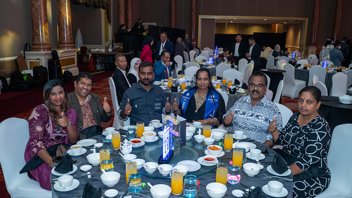 Photo Gallery - Zurich Nite of the Stars Champions