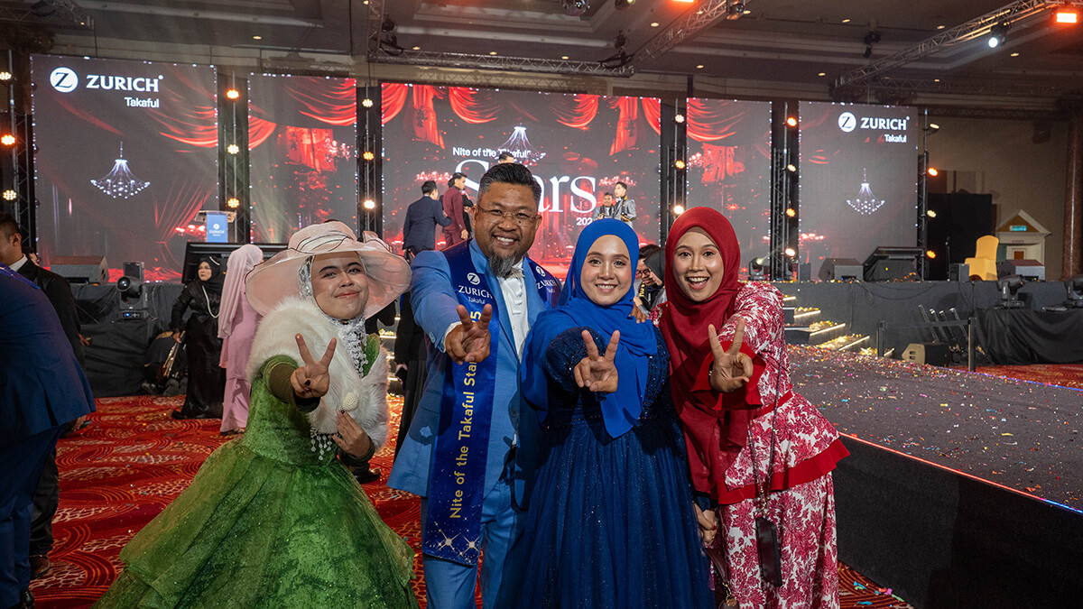 Photo Gallery - Zurich Nite of the Stars Champions